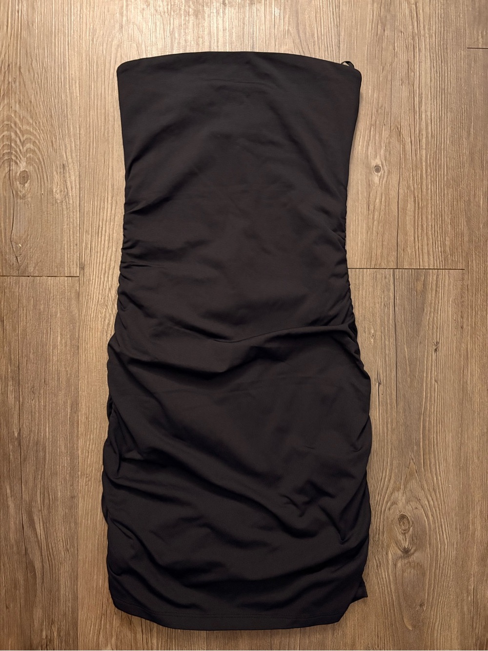 Aritzia Strapless Black Ruched Bodycon Dress